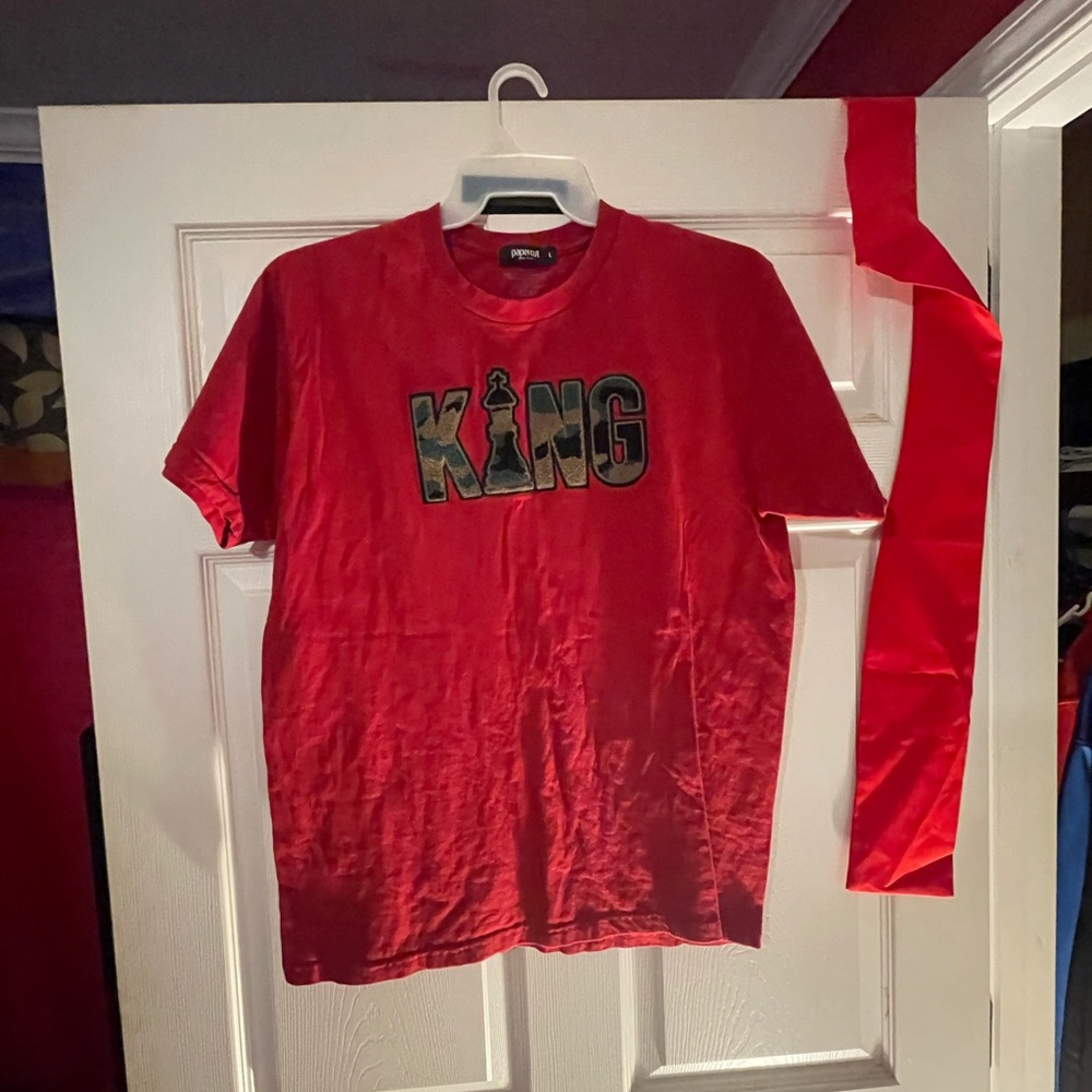 King Camo print tee/ Large/ New